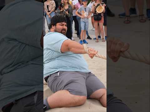 400lbs Mover VS 330lbs Strongman in Tug of War