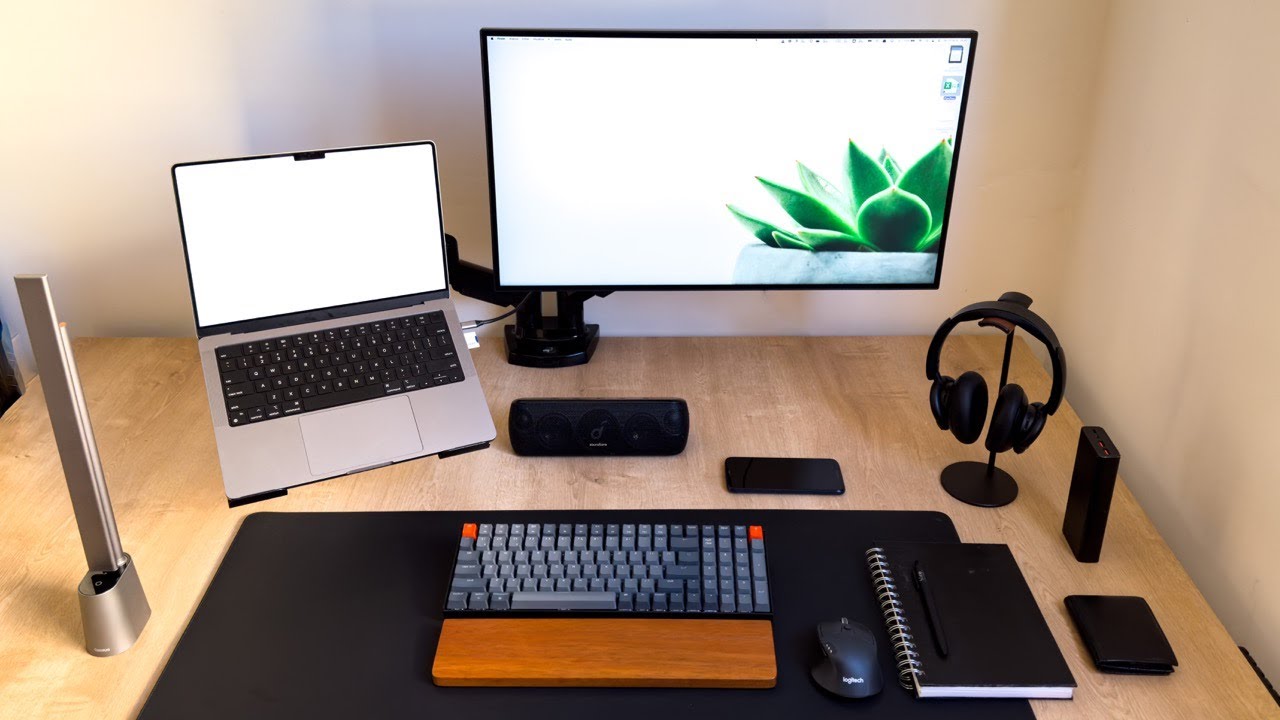 Meu novo SETUP DE PRODUTIVIDADE com MACBOOK PRO e MONITOR PICHAU Atualizado 2023