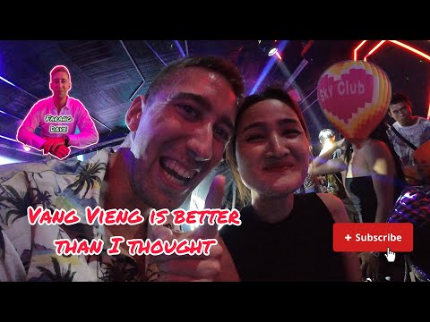 I LOVE LAOS - NIGHTLIFE IN VANG VIENG 🇱🇦 4K