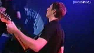 Carry On Dancing (Live in Taiwan 1997)