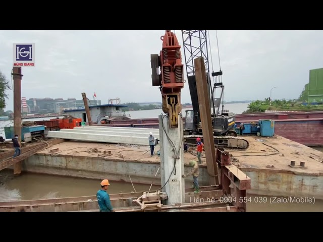 Thi công đóng cừ ván Lữ đoàn 131 An Hồng- Hải Phòng