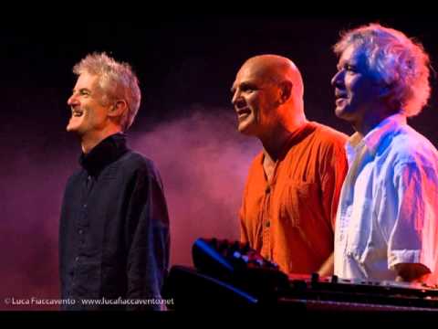 Peter Hammill - Happy // Van Der Graaf Generator - bio