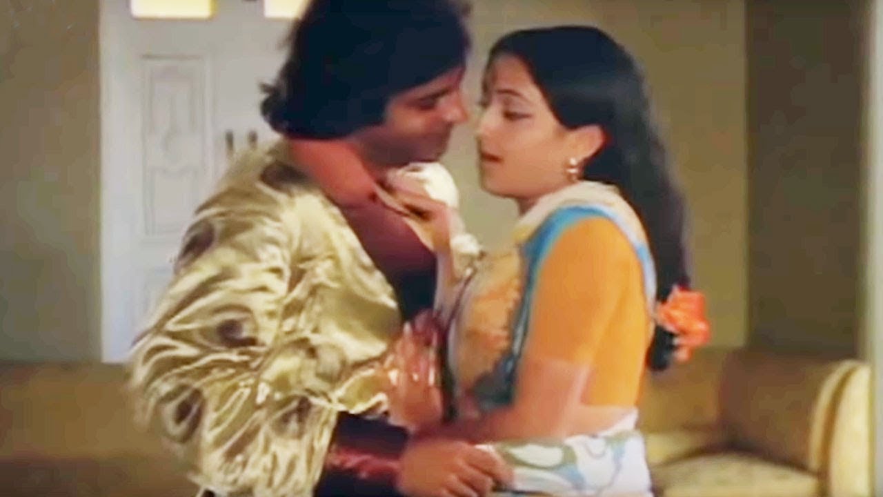 Jis Dware Par Ghar Ki Bahu Rangoli Sajati Hai Lyrics | Jeevan Jyoti | Lata Mangeshkar | Salil Chowdhury