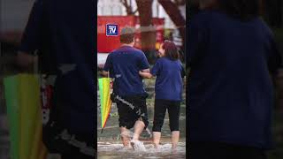 Download lagu Banjir: Beberapa jalan utama di Shah Alam ditutup sepenuhnya mp3