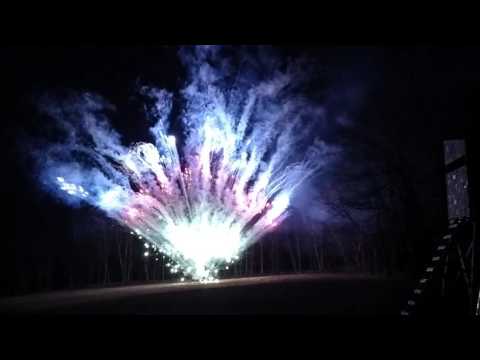 100's Tanghua  White Glittering Red & Blue 3 Layer Mine