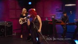 Allison Iraheta - Holiday (live aol sessions)