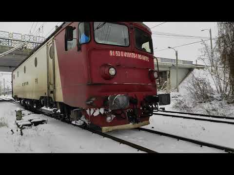 Manevra locomotiva electrica 41-0170-1 in statia Suceava - 07.02.2021