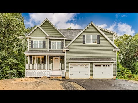 65 Taplin Ave, Wilmington MA - for sale by Katie Gillis-Ware - Tel 978-360-8975