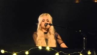Nina Nesbitt - Tough Luck (Acoustic) (HD) - Union Chapel - 02.12.14
