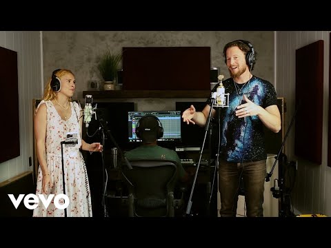 Austin Brown, Rumer Willis - Sailing (Official Video)