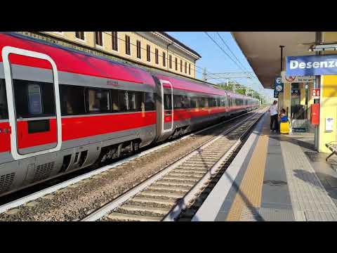 FR 9753 Torino Porta Nuova - Venezia Santa Lucia alla stazione di Desenzano Del Garda Sirmione.