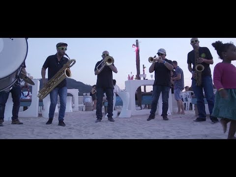 Fanfare Express - Live 2019 - No Roots / Toxic (Brass Band Cover A.Merton / B.Spears)