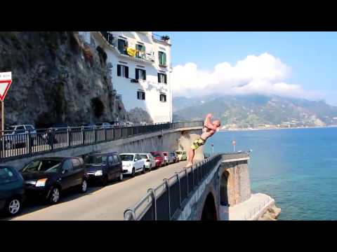 CRAZY CLIFFJUMPING ITALY AmalfiCoast / Jumping the Fiordo di Furore