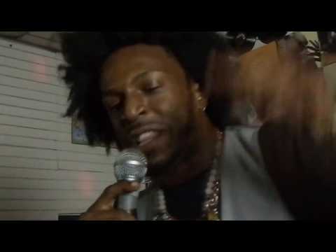 LIVE CYPHER ft Briel 215, nevtoven & KLX @ UPTOWN OPEN MIC #UptownOpenMic