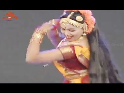 Classical Dance Performance @ Lion Audio Launch || Balakrishna, Trisha Krishnan, Radhika Apte