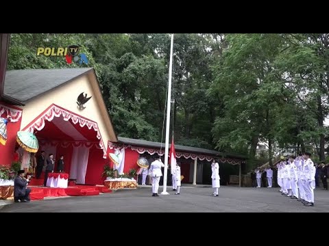 VOA UPACARA BENDERA HINGGA LOMBA TANDAI HUT RI DI AS