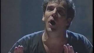 Mandy Patinkin sings 