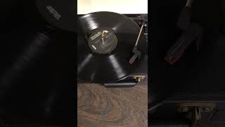 THERE’S A KIND OF HUSH by Perry Como #vinylrecord