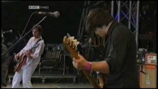 Supergrass - Alright - Glastonbury 2004