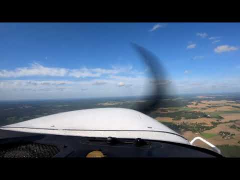 Sightseeing flight over lake Tämnaren, Tärnsjö, Vänge and Uppsala.