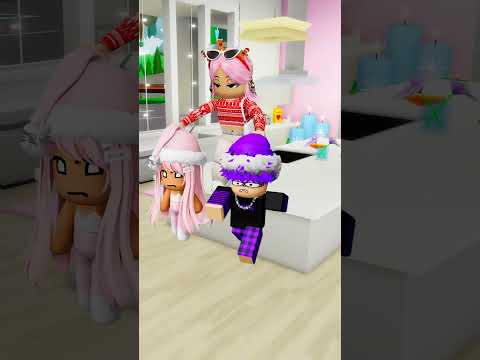 my mom separated us from fighting...😵‍💫😳#robloxshorts #roblox