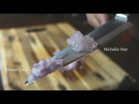 How Michelin Star Chefs Have To Cut Onions, Otherwise They Get Sent Home