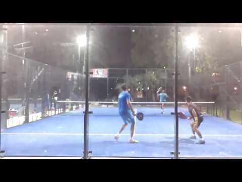 Padel Punta Cana. Morey-Mascarell(G) vs Vidal-Targa. 7/6-6/3.