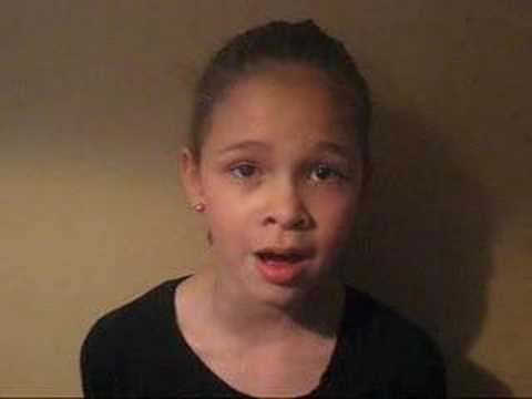Demi (10jr) zingt Niemand (Re-play)