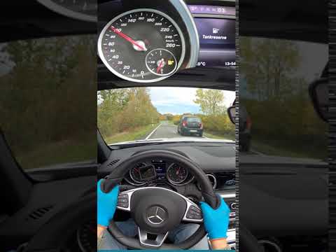 Thumbnail for Mercedes Benz SLC200 Overtaking #shorts by Mercedes-Benz SLK-Class (R172)