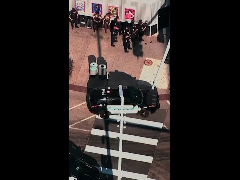 Police officers injured in deadly Minneapolis shooting