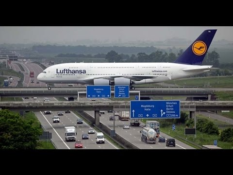 Extreme crosswind landing and takeoff in Dusseldorf airport