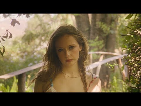 Suzanna Son - pockets full of posey (Offical Music Video)