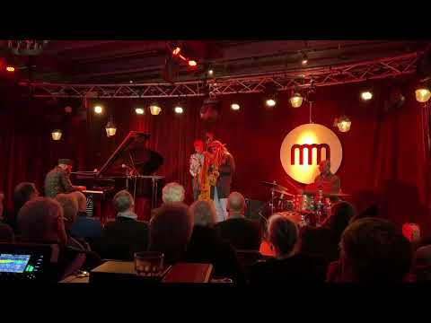 Nyonini - Nduduzo Makhathini Quartet live at Breblen