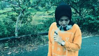 Download lagu Story WA hijab cantik main vape - ngevape bukan berarti nakal!!!! mp3