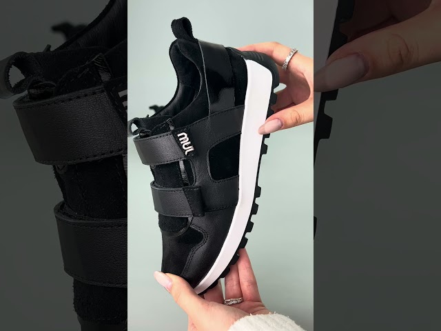 Чоботи жіночі шкіряні байка хутро 592641 Чорний Кросівки жіночі шкіряні 591368 Чорні