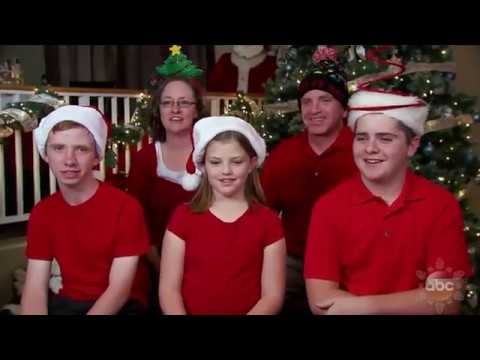 Richins Christmas Lights - Great Christmas Light Fight Full segment