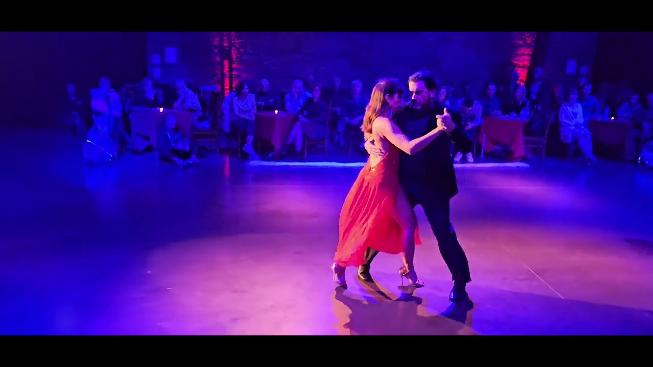 Mario Sette y Nastacia Crescenz. Show Tango D'Ouro. Astor Piazzolla - Nocturno a Mi Barrio.