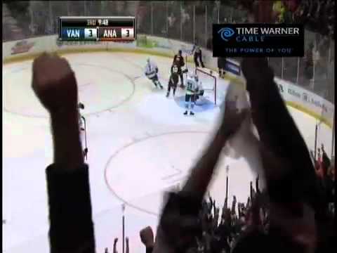 Ducks vs. Canucks 10/13/10