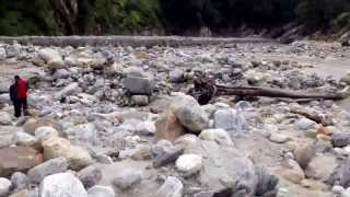 preview picture of video 'Kedarnath flood ( Sonprayag village)'