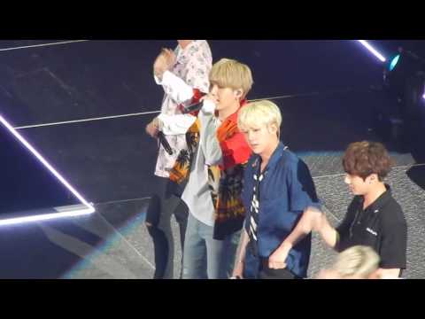 BTS introducing themselves at Kcon NY 2016 160625