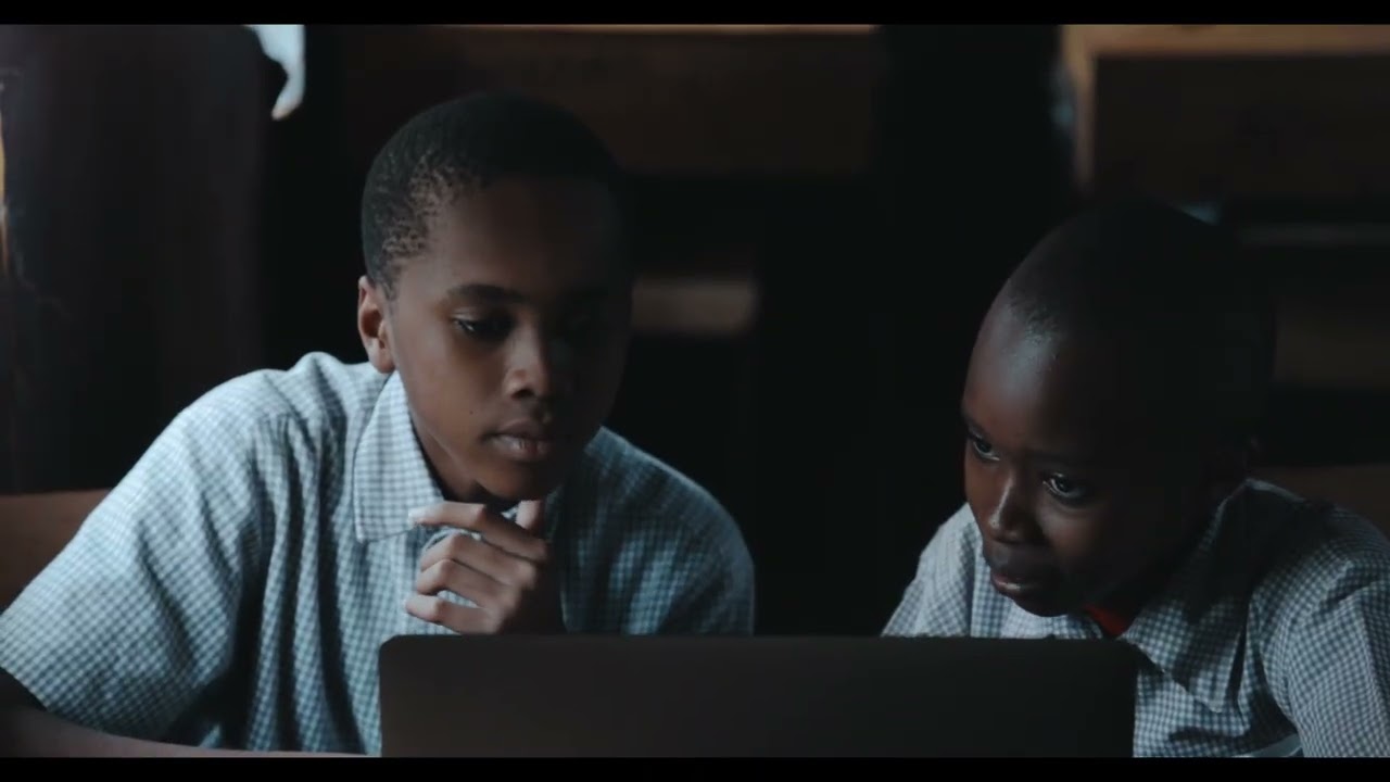 🌍 Connecting Schools for Global Change | Green Leaders Program