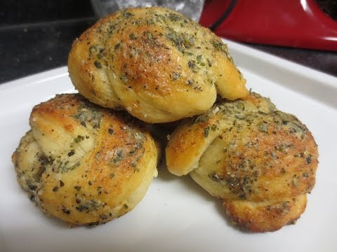 download lagu mp3 mp4 Garlic Parmesan Bread Knots, download lagu Garlic Parmesan Bread Knots gratis, unduh video klip Garlic Parmesan Bread Knots