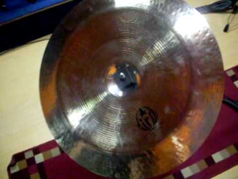 Diril Cymbals Brasil  18 Shiny China Serie.wmv