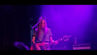 JULIANA HATFIELD THREE - FEELIN&#39; MASSACHUSETTS