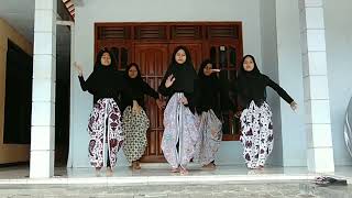 Download lagu TARI KREASI CAKRA KELAS 9B SMP NEGERI 1 BUARAN mp3