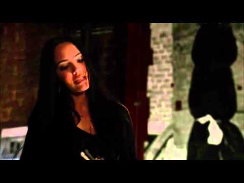 The Vampire Diaries - Music Scene - Pedestrian at Best by Courtney Barnett - 6x18