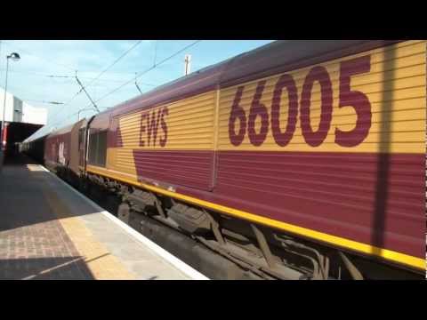 66005 6F74 @ Warrington Bank Quay 30/09/11