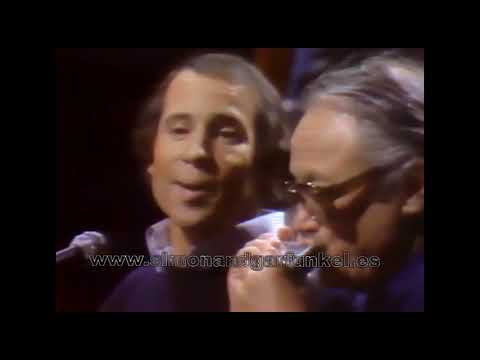 Loves Me Like a Rock live from The Paul Simon Special 1977