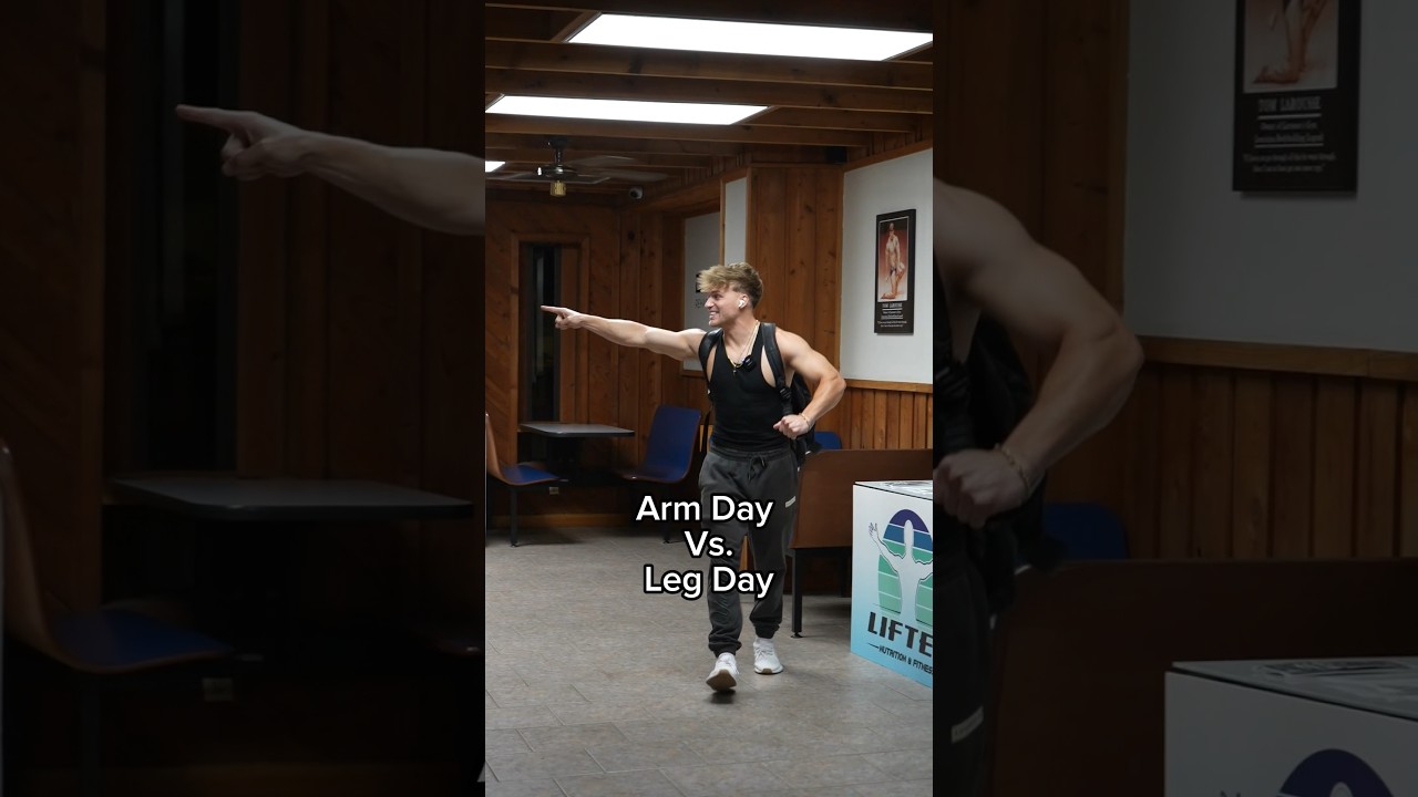 Two totally different moods 😂 #gym #fitness #viral #youtubeshorts #youtubeviral #shortsviral #skit