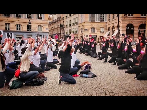 # ShowMustGoOn - Flashmob pour la culture à l'Odéon